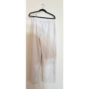 Hello Kitty Forever 21 Sanrio White Sweatpants Bow Logo Size XL 2023 Collab
